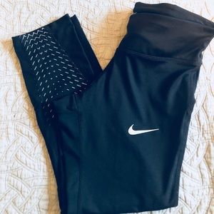 Nike Power Running Crop, Size Small